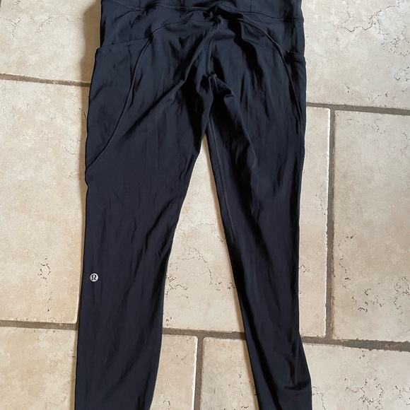 Lululemon Fast and Free 25” black leggings - Picture 4 of 4